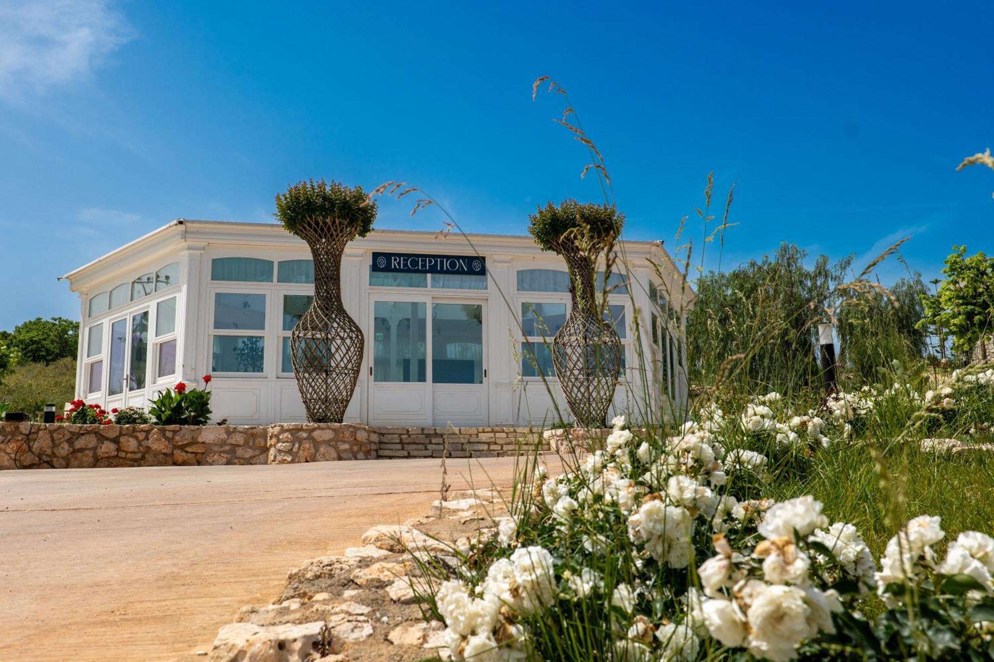 Arameras Beach Resort Ksamil Exterior photo