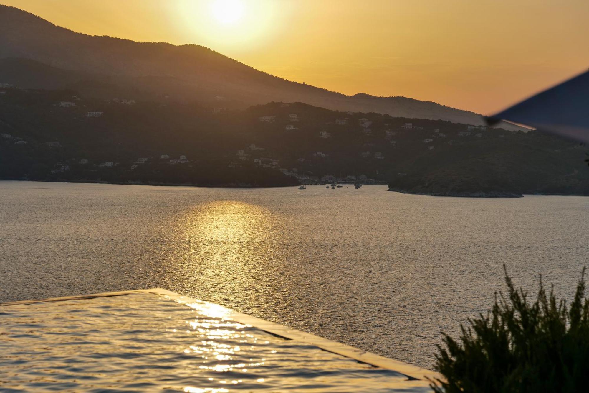 Arameras Beach Resort Ksamil Exterior photo