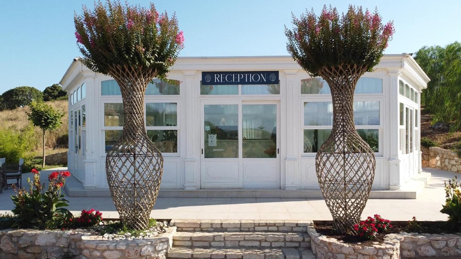 Arameras Beach Resort Ksamil Exterior photo